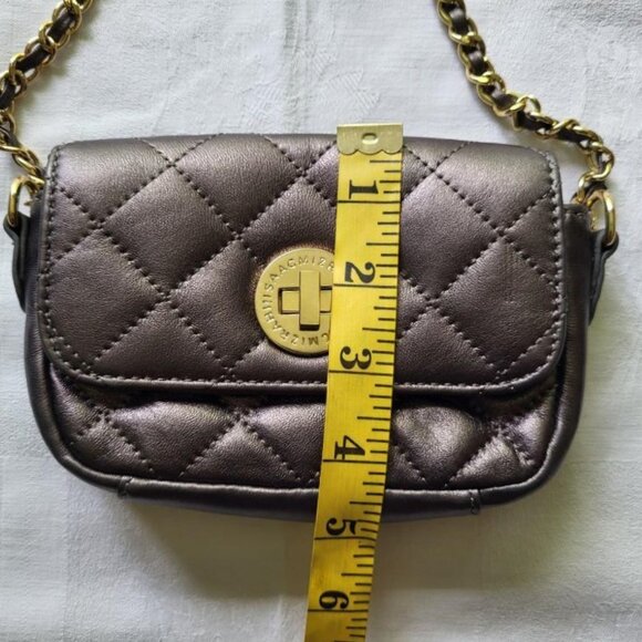 Isaac Mizrahi quilted bag - Picture 6 of 9